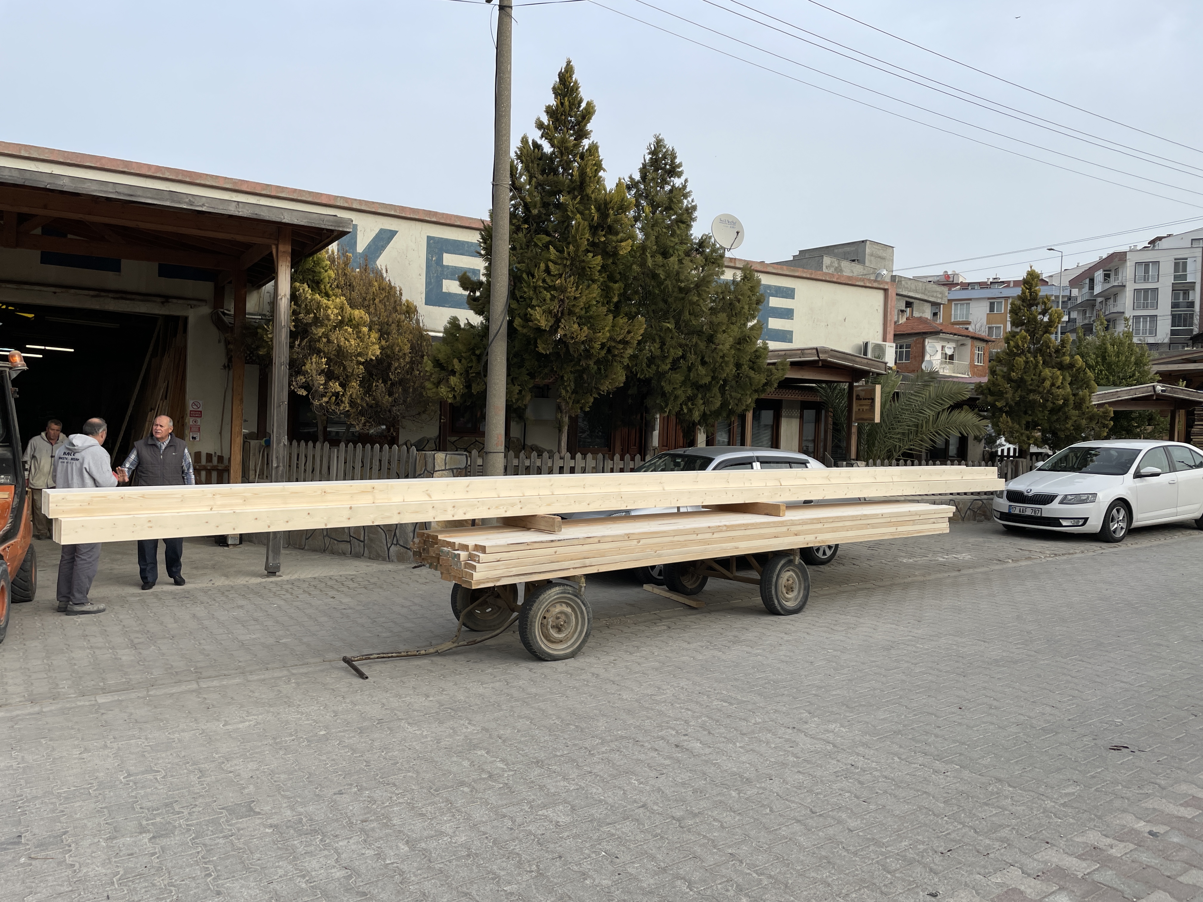 Lamine Ahşap (LADİN KERESTE)